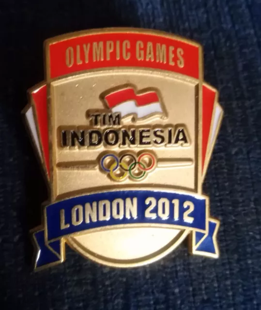 LONDON 2012 OLYMPIC badge