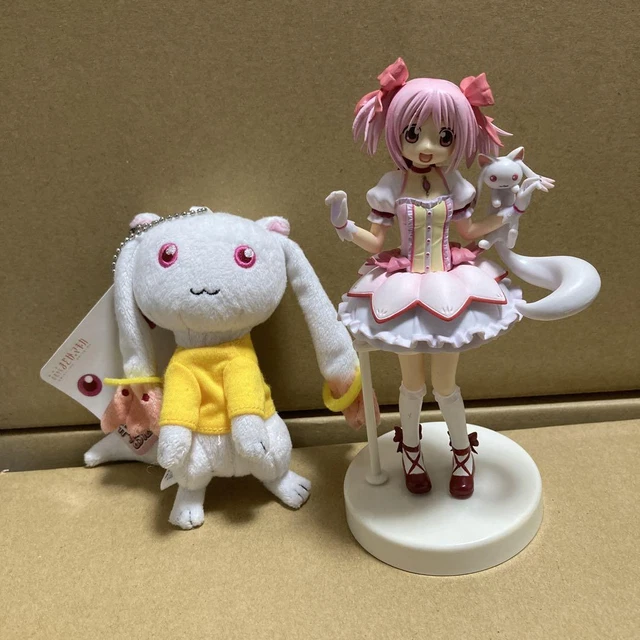 Puella Magi Madoka Magica Figure lot of 2  Madoka Kyubey Plush
