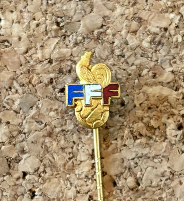 Pin's insigne : clubs européens de football Grèce | eBay