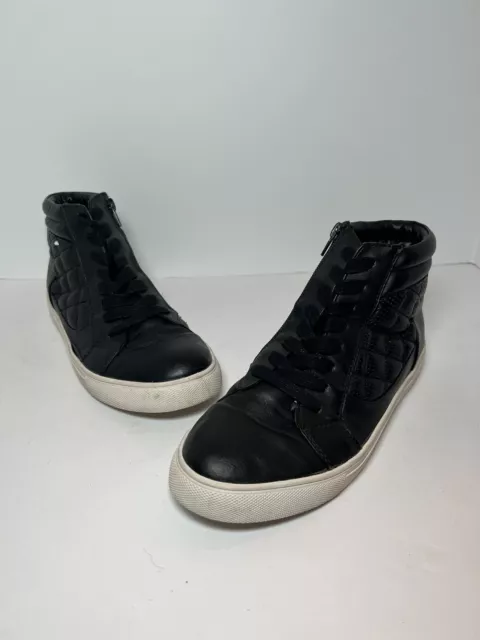 Women's Steve Madden ( Euriah) Quilted Blaçk High Top size 9 with side zipper