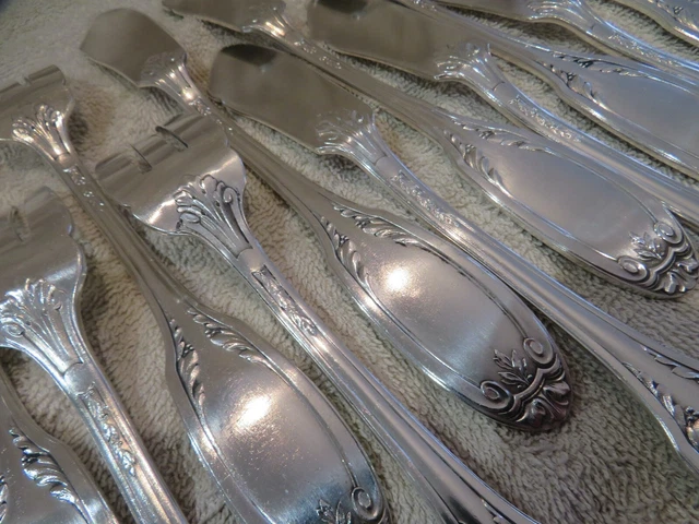 24 Couverts à Poisson Art Déco - Orfèvre Detjen - Métal Argenté - 12 Fourchettes + 12 Cuillères