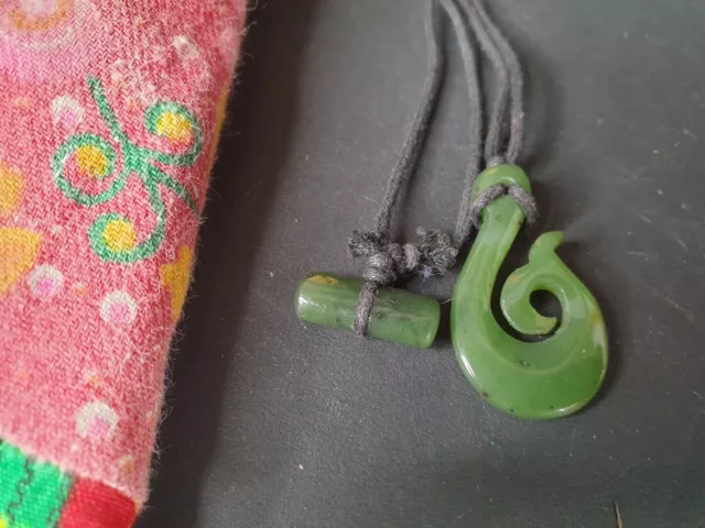 Old New Zealand Maori Green Stone Hei Matau Fish Hook Pendant