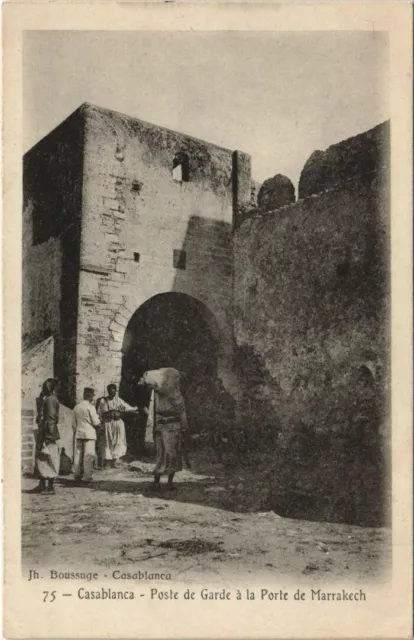CPA AK CASABLANCA Poste de garde a la Porte de Marrakech MAROC (24513)