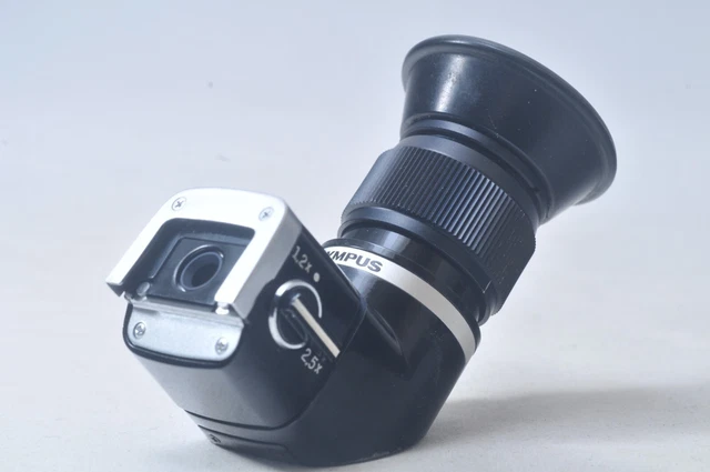 @ SakuraDo Camera @ Olympus OM-System Varimagni 1.2x 2.5x Right-Angle Finder