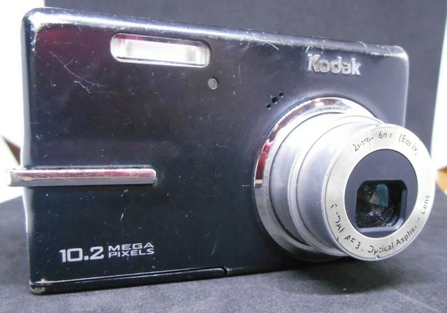 Kodak M1073 IS 10.2mp Digital Camera Full working order **crack on screen,works*