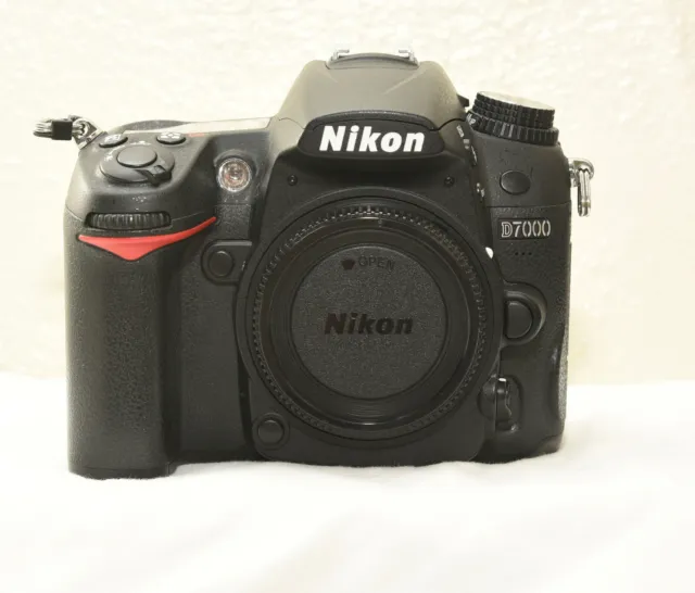 Nikon D7000 16.2Mp Digital Slr Dslr Camera Body Only 11K Shutter Count