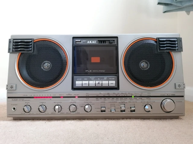 Akai AJ-495FS Stereo Radio Cassette Player Boombox Aux Fully Working Serviced