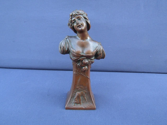 Galaskó Gyula (1905-1969) - Buste de femme art déco - Catawiki