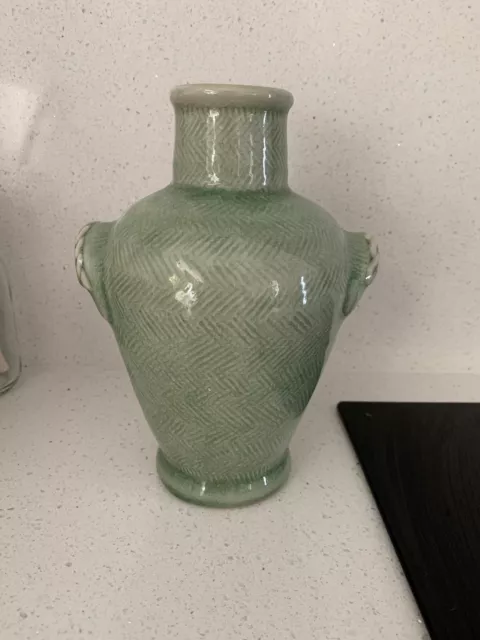 Asian Thai Green Celadon pottery ceramic Vase Hand Made Antique Crackle Glaze