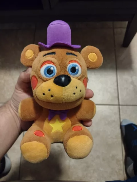 I happen to have a full set of the 2017 (?) FNaF Sanshee Plushies (bar Golden  Freddy - mine is Posessed Fredbear). How much is a full set worth, and how  much