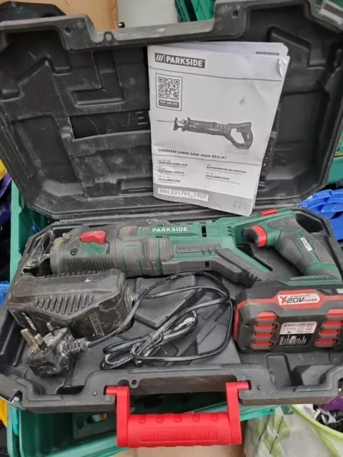 PARKSIDE 20V CORDLESS Sabre Saw PSSA 20-Li A 1 - battery charger and