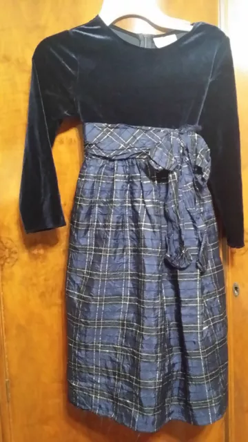 Girls dress size 6x made by  Sugar Plum made in USA