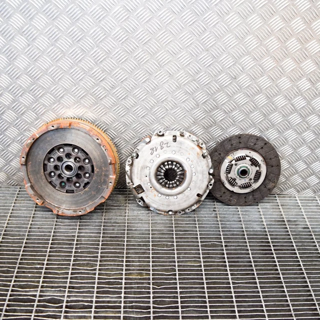 SACHS 3000 951 861 Kit Frizione XTend per Ford Transit Van (FA_ _) 2000-2006 e altri veicoli