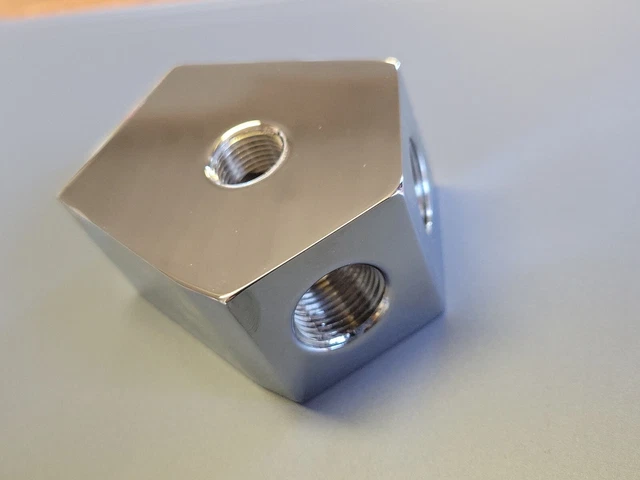 Lowrider Hydraulics Y Block 1/2 With 3/8 Top Return  Billet Aluminum Chrome