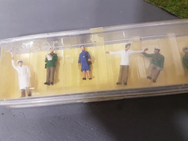Personnages figurines police de la circulation Preiser 64 ho 2