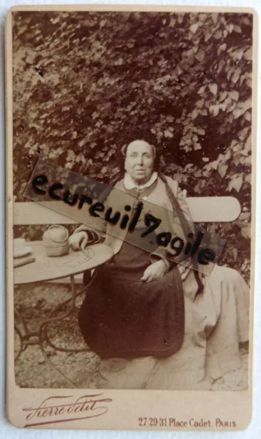Pierre PETIT Old Woman Outdoor Garden Photo CDV X174D