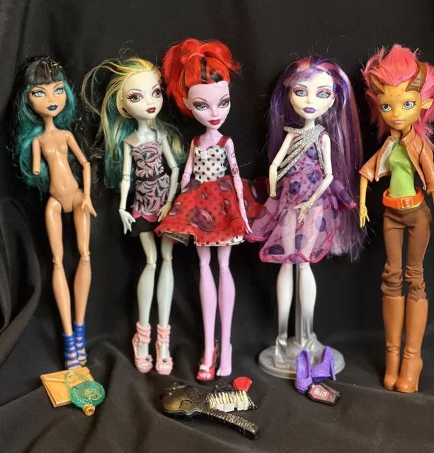 Used monster high 2025 dolls cheap