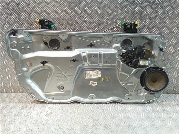 ALZACRISTALLO ANTERIORE SINISTRO Volkswagen Polo IV (9N1)(11.2001->) 1.4 TDI AMF