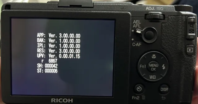 Shutter Count 42! [N MINT+++ Box] Ricoh GR II 16.2 MP Digital Compact Camera JPN 2