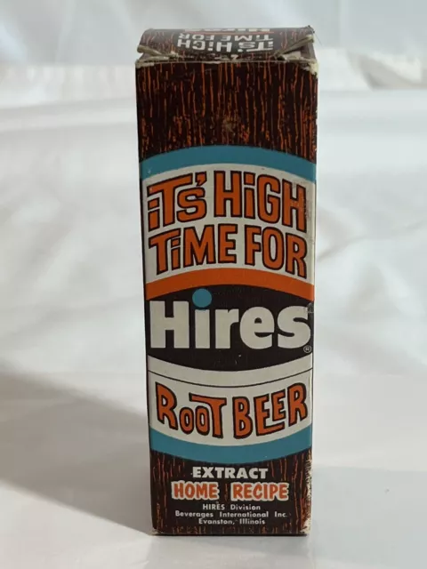 Antique HIRES HOUSEHOLD EXTRACT Root beer Bottle Complete Box Evanston Ill