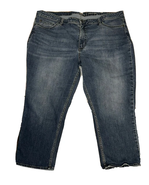 Lee Riders Womans Mid Rise Capri Plus Size 20 M Blue denim Jeans 38x22