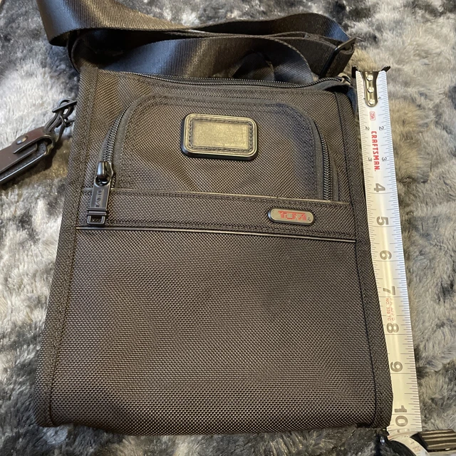 TUMI Alpha 3 cross body Bag Small 220311 Black