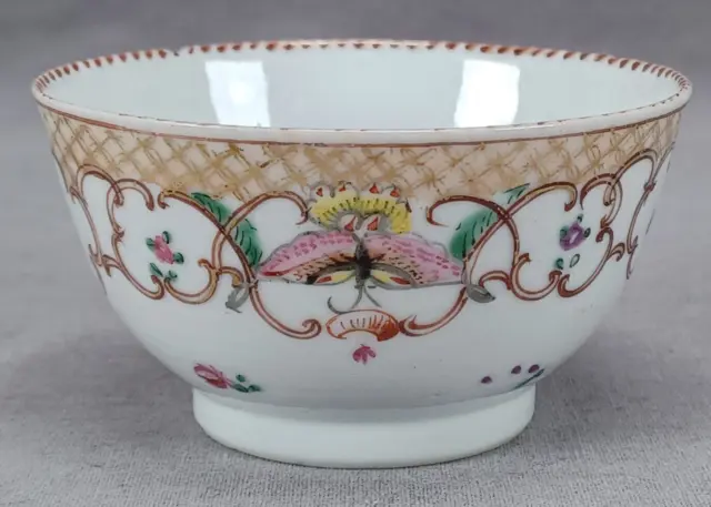 18th Century Chinese Export Butterflies Roses Flowers & Scrollwork Tea Bowl