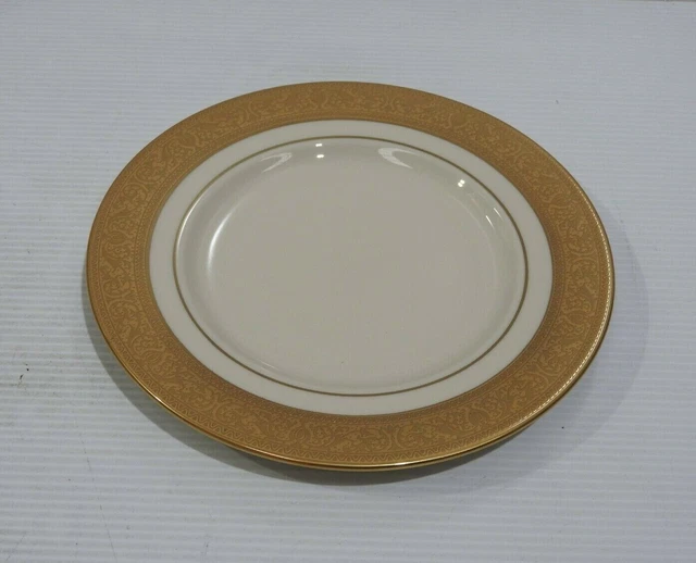 Lenox Westchester 6" Bone China Butter Plate (Part number: 110801020)