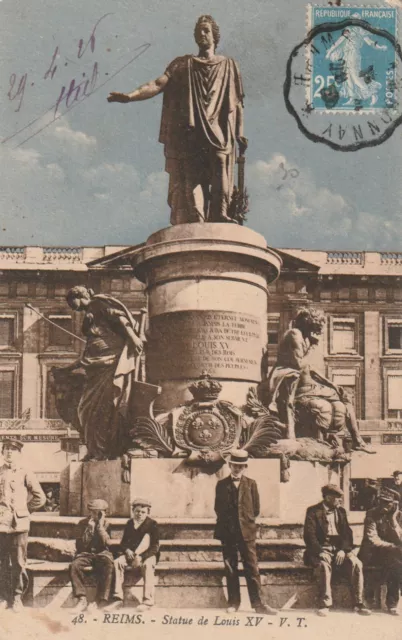 CPA 51 REIMS Statue de Louis XV