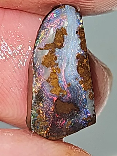 3,95ct Boulder Opal Australien, Mit Rosa , Rot