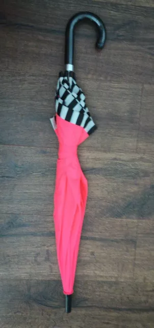 Victoria's Secret Umbrella: 41" Love VS.Black/White/Pink AUTO OPEN