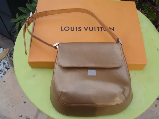 Cuir glace louis vuitton outlet