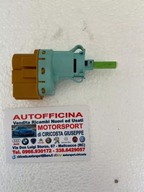 Interruttore Luce Stop Fiat Fiorino, Qubo, Jeep Renegade, 52092117