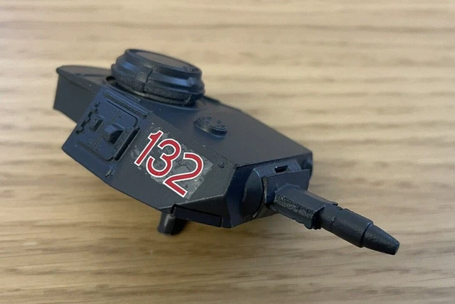 VEHICULE MILITAIRE SDKFZ 10 AVEC CANON ANTI-CHAR PAK 38