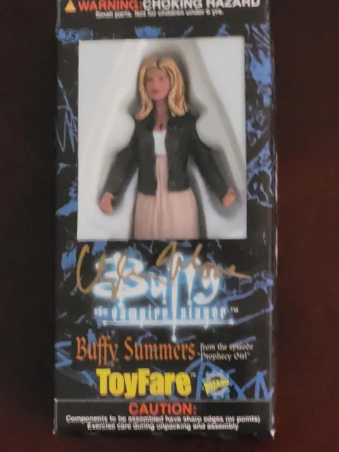 Buffy the Vampire Slayer Moore Action Figure, "ProphecyGirl" (lot of 2,1 signed)