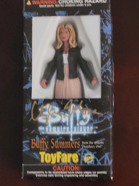 Buffy the Vampire Slayer Moore Action Figure, "ProphecyGirl" (lot of 2,1 signed)