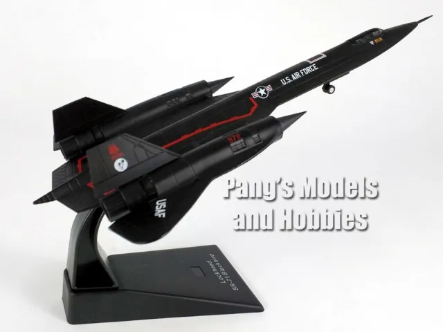 SR-71 - SR-71A Blackbird Spy Plane - USAF  1/144 Scale Diecast Model by Atlas