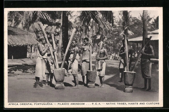 CPA Africa Oriental Portuguesa, Pilando Amendoim, afrikanische Volkstypen