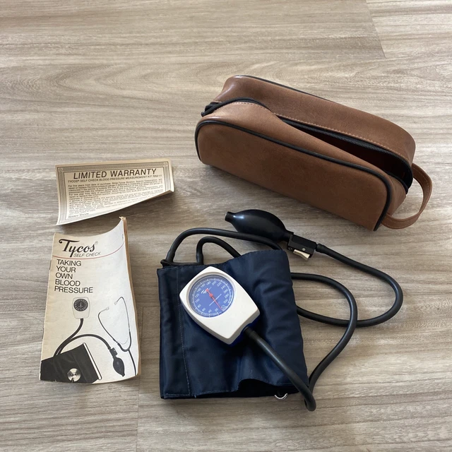 VTG Tycos Blood Pressure Cuff W/ Pre Calibrated Sphygmomanometer Dial + Bag