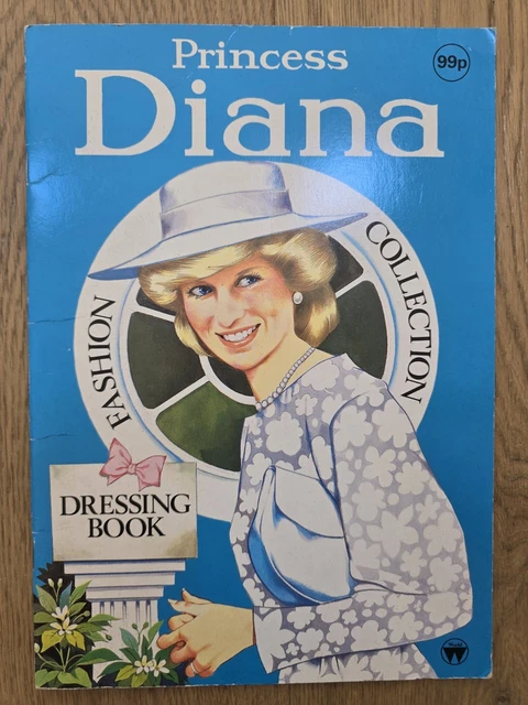 VINTAGE 'PRINCESS DIANA Fashion Collection Dressing Book', Very Good