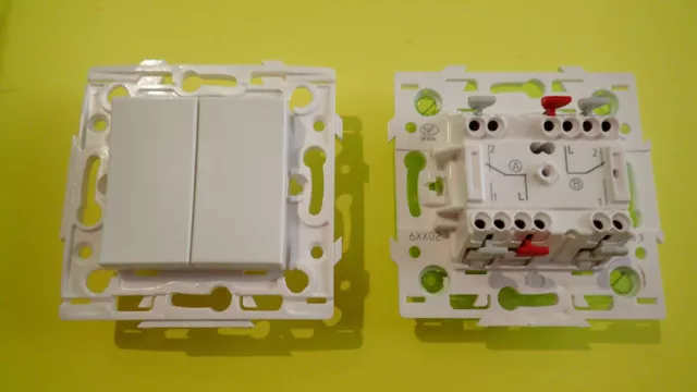 Arnould 60102 - Double Interrupteur ESPACE Va et Vient 60xx2 - à l'unité