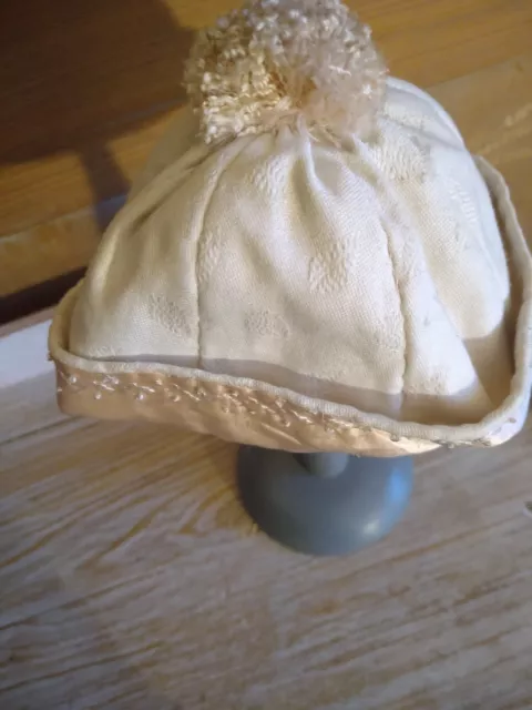 Joli bonnet soie et coton ancien de poupée ancienne Jumeau Steiner ou autre
