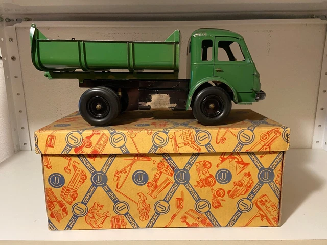 CAMION RENAULT 120CV Fourgon au 1:135° - CIJ Micro-Miniature M3 - 1957