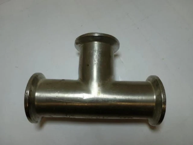 198910 Old-Stock; MFG- 7MP 11/2 Tee Fitting 1-1/2''