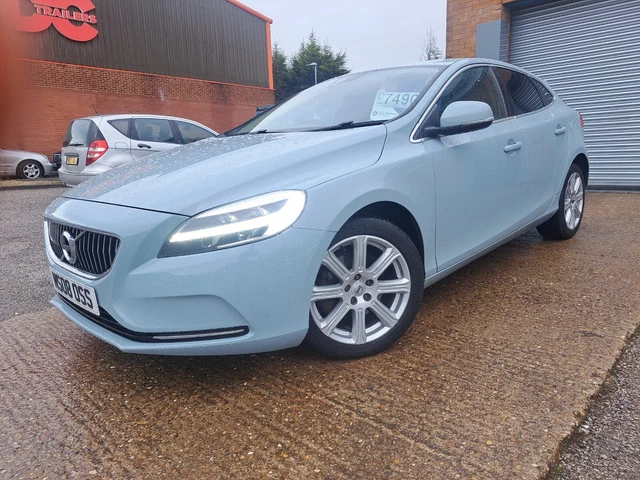 volvo v40 inscription t3 Ulez compliant 2017