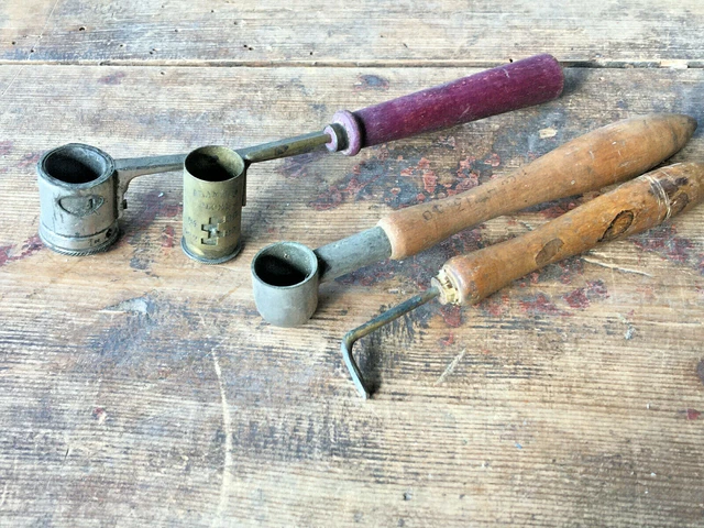 Sifflet Appeau En Bois De Cerf - Pour Chasse, Vènerie, Décoration Vintage, Origine France