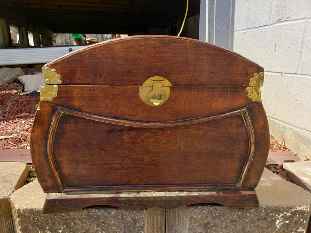 Vtg Wood Toy Storage Box Trunk w/Handles, Brass Metal Details
