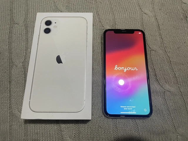 Apple iPhone  11 - 64GB - Unlocked - White - MHDC38/A