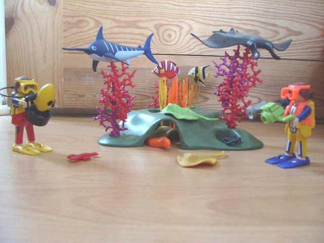 PLAYMOBIL 100% COMPLETE Set 4488 Underwater Divers in Coral Reef 