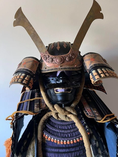 ANTIQUE SAMURAI ARMOR Japanese YOROI KABUTO MENPO Armor w/box no stand ...